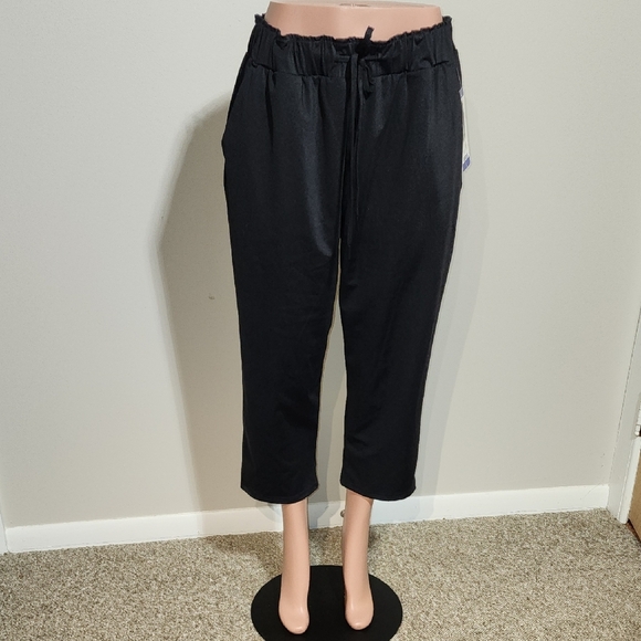 32 Degrees Charcoal Cropped Pants - Picture 1 of 6